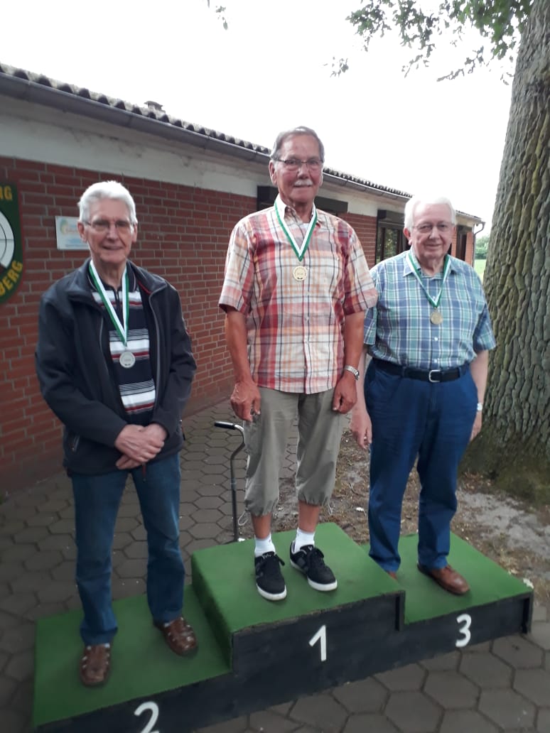 1 Wilfried Meinen 2 Arthur Dierks 3 Arnold Burhop 2018 KK 50