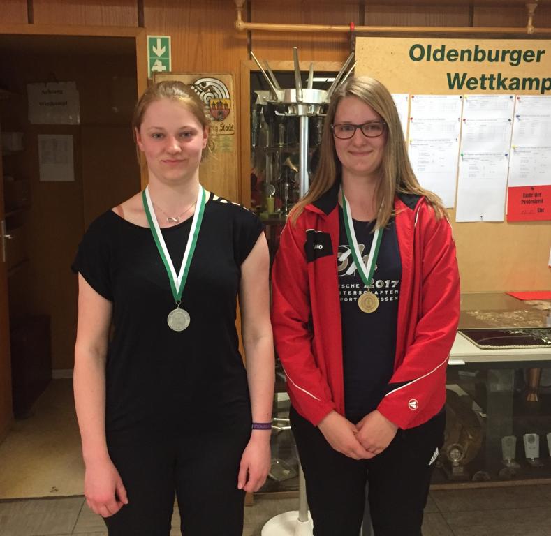 Paulina und Annelie Brandt 25mPistoleJuniorinnen2
